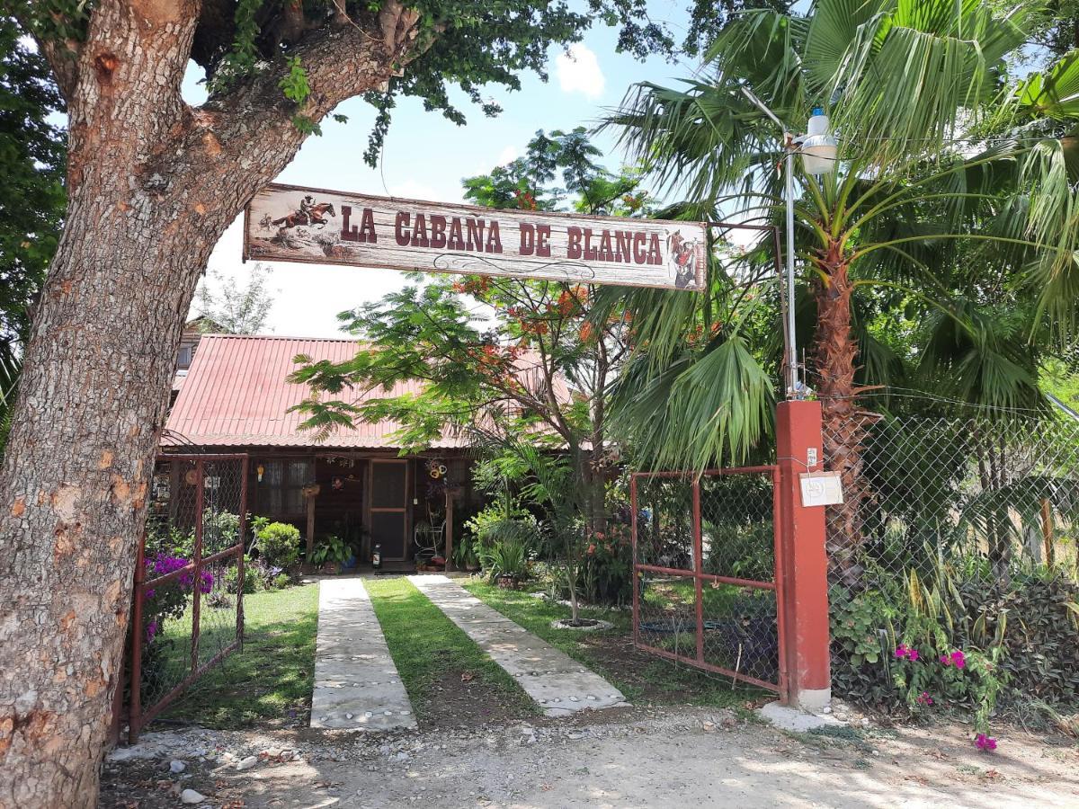 La Cabana De Blanca Халпан Екстериор снимка
